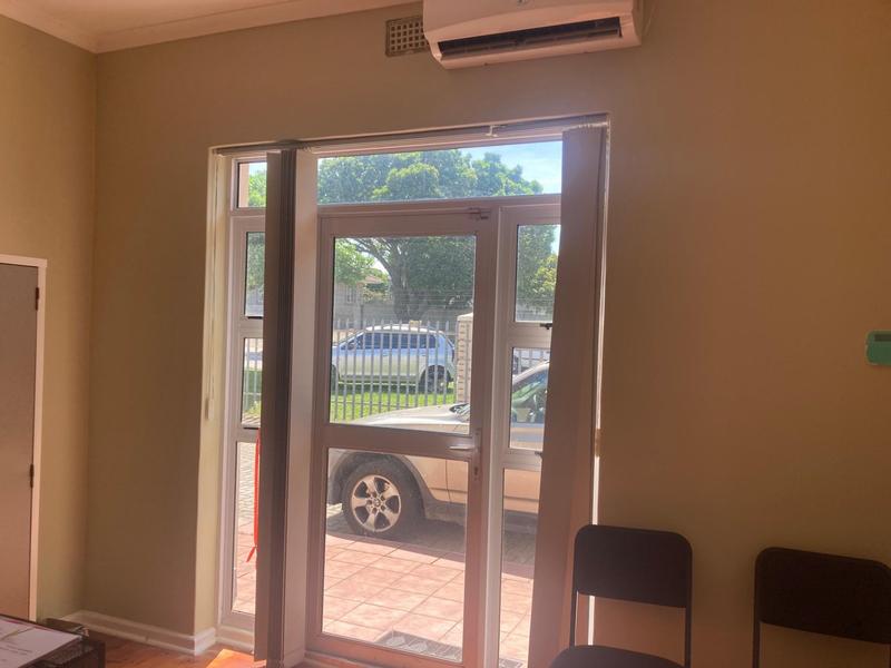 To Let Commercial Property for Rent in Newton Park Eastern Cape